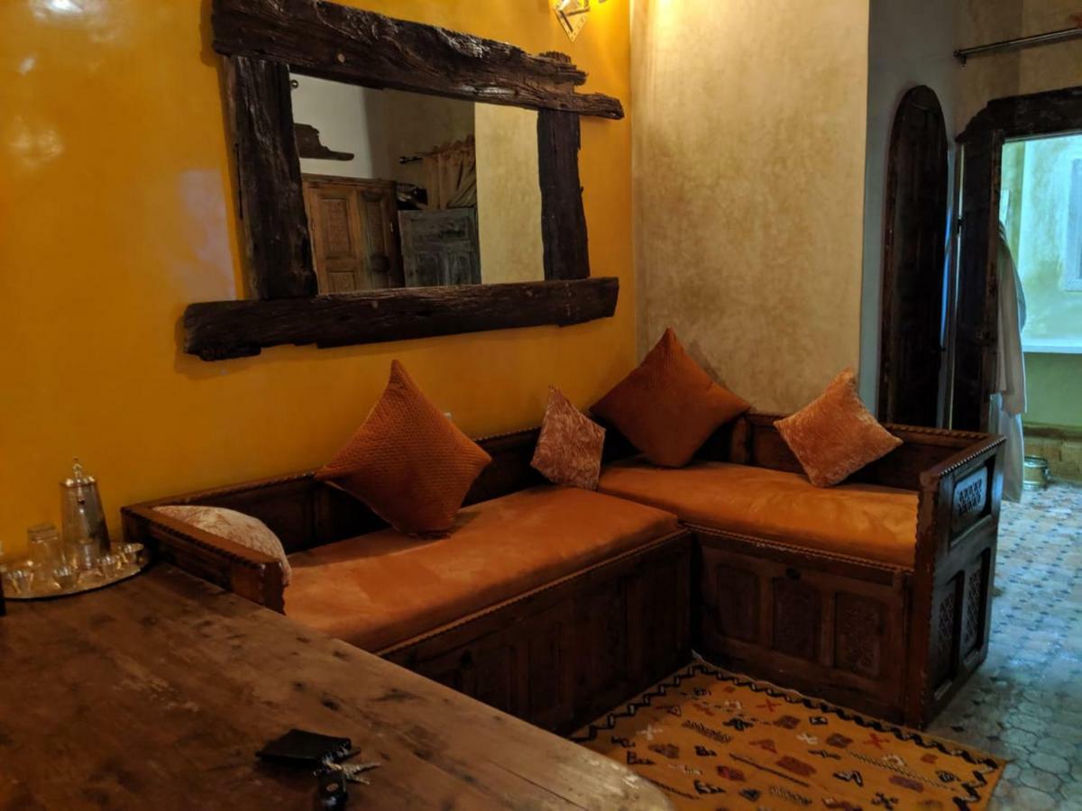 The Repose Hotel Salé Bagian luar foto