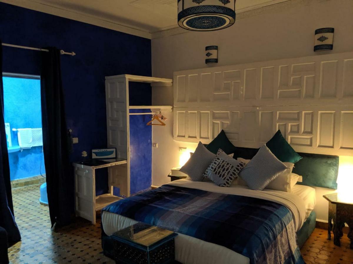 The Repose Hotel Salé Bagian luar foto